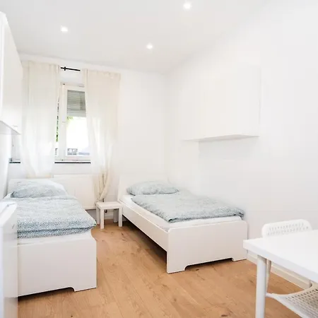 Monteurswohnung In Colonia