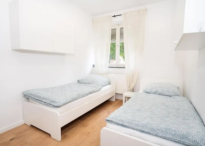 Lägenhet Monteurswohnung In Köln